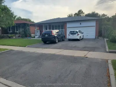6 Earldown Drive 1, Toronto, On M9r 2l3