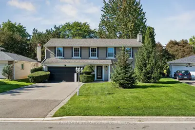 16 Malvern Court, Brampton, On L6w 1h1
