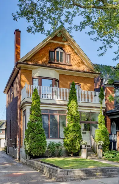 Detached in Toronto