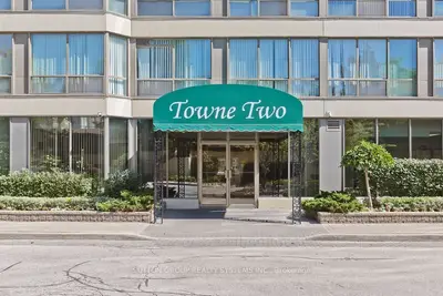 55 Elm Drive 1214, Mississauga, On L5b 3z3