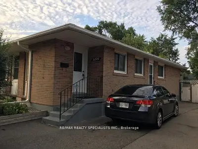 1499 Swanage Crescent, Mississauga, On L5j 3n7