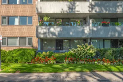 260 Scarlett Road 104, Toronto, On M6n 4x6