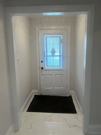 42 Dundalk Crescent, Brampton, On L6z 2v1
