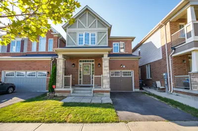 4 Mincing Trail, Brampton, On L7a 4t6