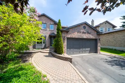 4021 Sasha Court, Mississauga, On L4w 3k9