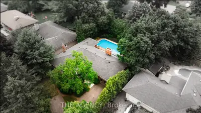 261 Wales Crescent, Oakville, On L6l 3x8