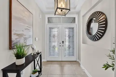 2320 Wuthering Heights Way, Oakville, On L6m 0e7