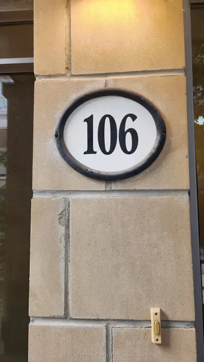 320 City Centre Drive 106, Mississauga, On L5b 4p8