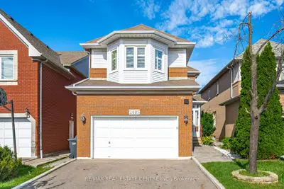 2485 Strathmore Crescent N, Mississauga, On L5m 5k9