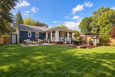 4380 Spruce Avenue, Burlington, On L7l 1l8