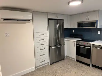 172 High Park Avenue Bsmt, Toronto, On M6p 2s4