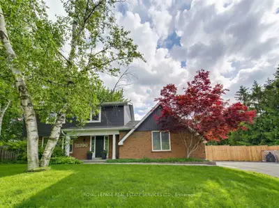1390 Peerless Court, Oakville, On L6h 3a4