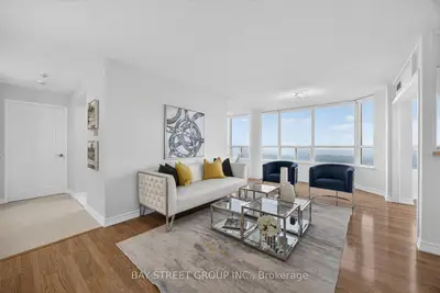 400 Webb Drive 2203, Mississauga, On L5b 3z7