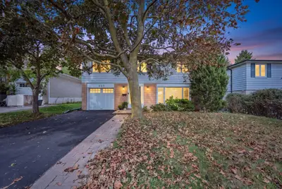 407 Bartley Bull Parkway S, Brampton, On L6w 2m2