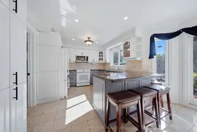 44 Candy Crescent W, Brampton, On L6x 3z6