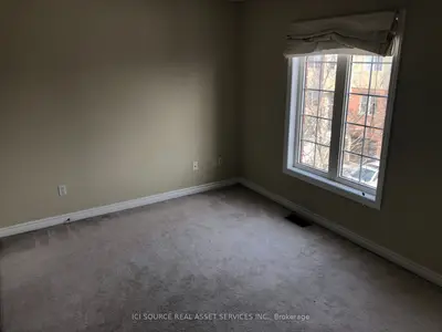 674 Rowley Common, Burlington, On L7l 0a5
