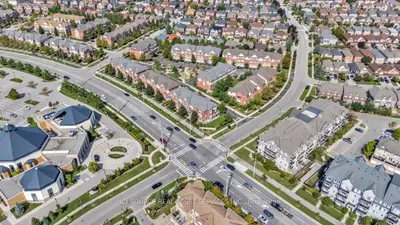 3215 Thomas Street 4, Mississauga, On L5m 0m2