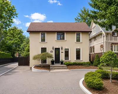 36 Mississauga Road N, Mississauga, On L5h 2h6