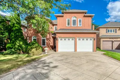 415 March Crescent, Oakville, On L6h 5x7