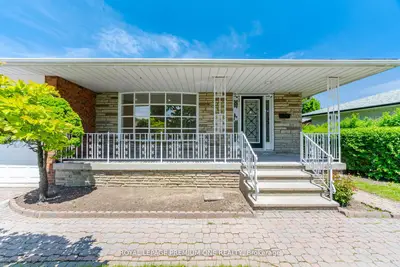 3195 Golden Orchard Drive, Mississauga, On L4y 3g7