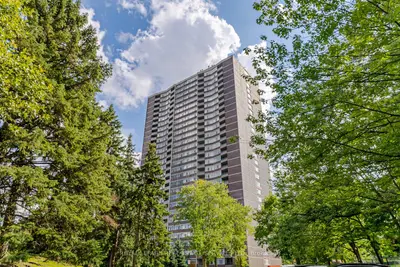 3100 Kirwin Avenue 708, Mississauga, On L5a 3s6