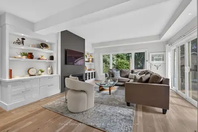 33 Ben Machree Drive, Mississauga, On L5h 2s2