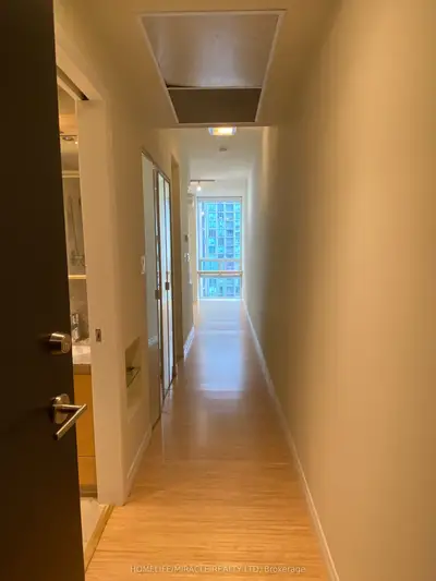 3504 Hurontario Street 2606, Mississauga, On L5b 0b9