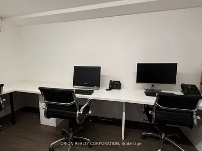 1149 Lakeshore Road E L2, Mississauga, On L5e 1e8