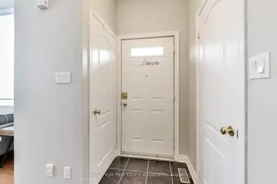 5031 East Mill Road 38, Mississauga, On L5v 2m5