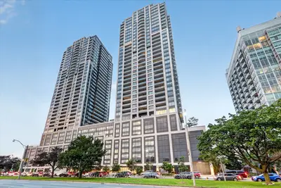 1926 Lakeshore Boulevard W 2505, Toronto, On M6s 1a1