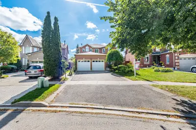 42 Porteous Circle, Brampton, On L6s 5c3