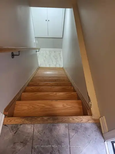 39 Mincing Trail Basement, Brampton, On L4a 4t2