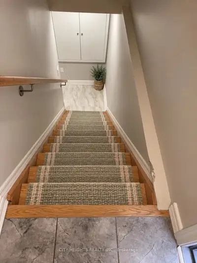 39 Mincing Trail Basement, Brampton, On L4a 4t2