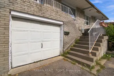 31 Ivybridge Drive, Brampton, On L6v 2x1