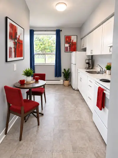 3 Hartham Place #3 Lower Level, Toronto, On M3k 1p2