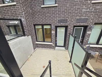 1145 Journeyman Lane 123, Mississauga, On L5j 0b5