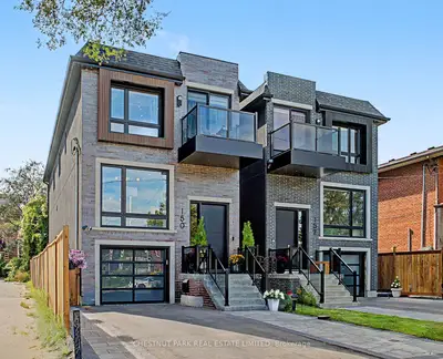 150 Sheldon Avenue, Toronto, On M8w 4l6