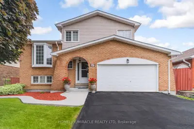 37 Blackthorn Lane, Brampton, On L6v 3k7