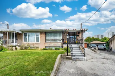 28 Rabton Court, Toronto, On M3l 1y2