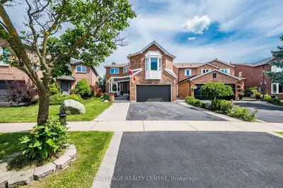 3211 Dovetail Mews, Mississauga, On L5l 5k4