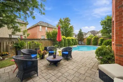 2305 Kirkhill Place, Oakville, On L6m 5g9