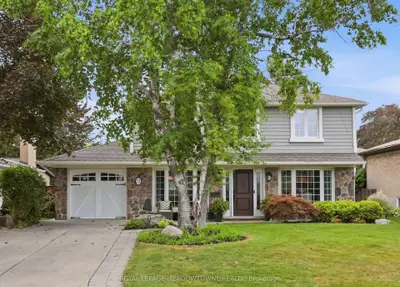 12 Cheltenham Court, Brampton, On L6w 1j3