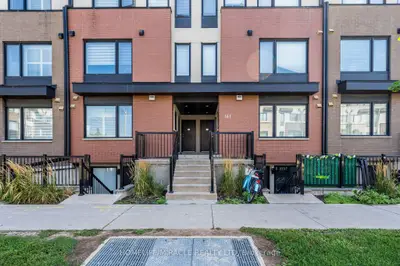 161 William Duncan Road 8, Toronto, On M3k 0b9