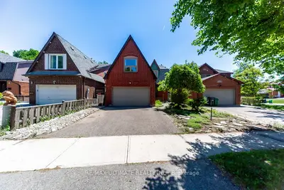 3 Aron Drive, Brampton, On L6y 2s3