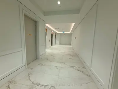 4010 Eglinton Ave Avenue W 624, Toronto, On M9a 4m2