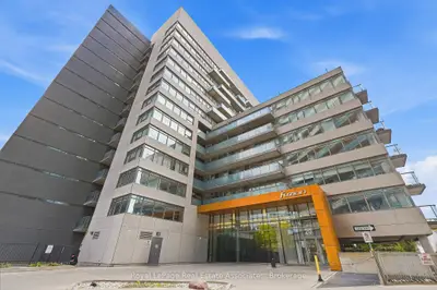 20 Joe Shuster Way 416, Toronto, On M6k 0a3