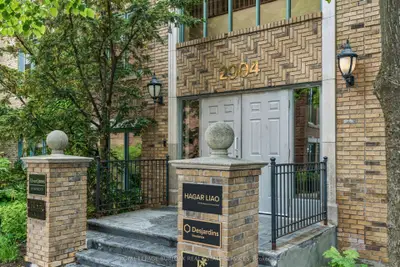 2904 South Sheridan Way 204, Oakville, On L6j 7l7