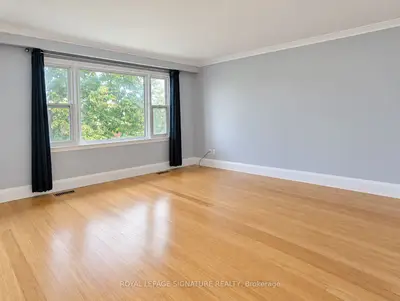 13 Wesley Street 3, Toronto, On M8y 2w4