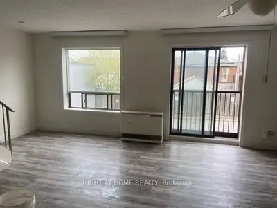 3358 Lake Shore Boulevard W Unit B, Toronto, On L8m 1m9