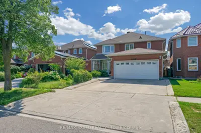 4388 Guildwood Way, Mississauga, On L5r 2a4